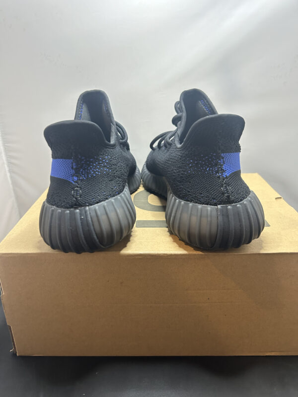 Adidas Yeezy Boost 350 V2 Dazzling Blue Size 10 (UA) - Image 3