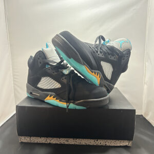 Jordan 5 Retro Aqua Size 11 (UA)