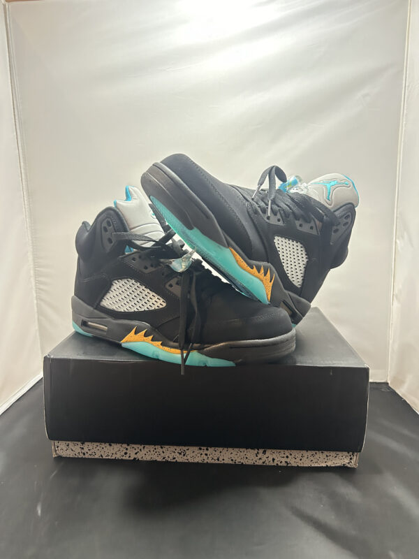 Jordan 5 Retro Aqua Size 11 (UA)