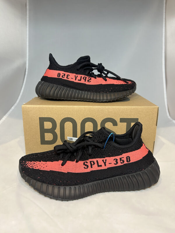 adidas Yeezy Boost 350 V2 Core Black Red Size 5 (A) - Image 5